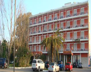 Hotel Letrina